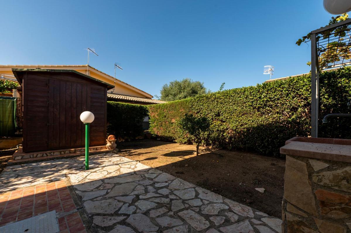 Villa Plumeria Campofelice Di Roccella Buitenkant foto
